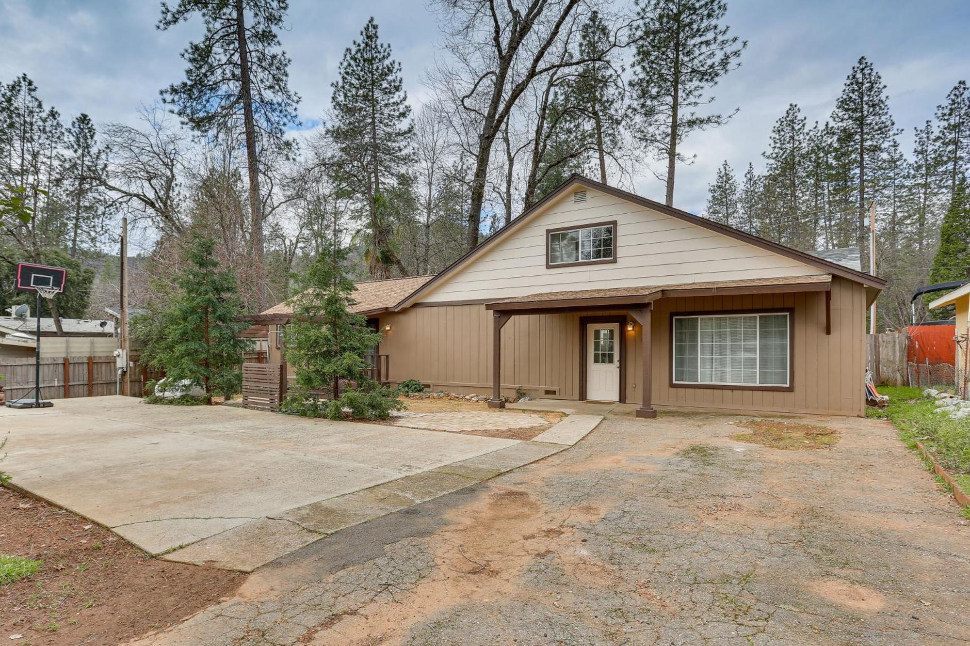 Charming Lakehead Cabin Walk To Shasta Lake! Villa Exterior photo