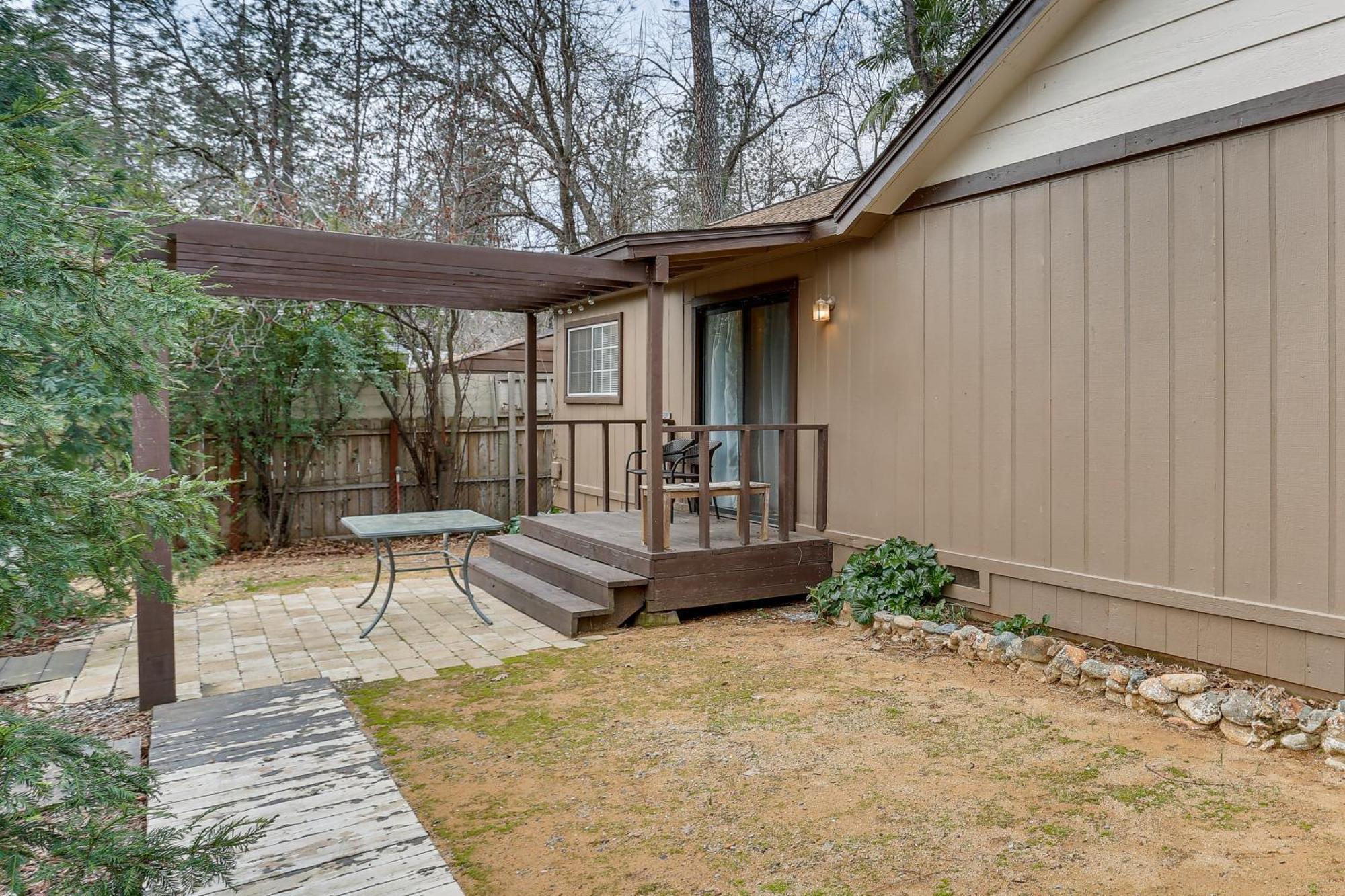 Charming Lakehead Cabin Walk To Shasta Lake! Villa Exterior photo